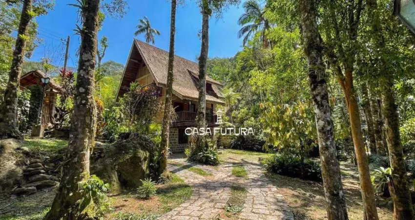 Casa com 4 dormitórios à venda, 150 m² por r$ 850.000,00 - penedo - itatiaia/rj