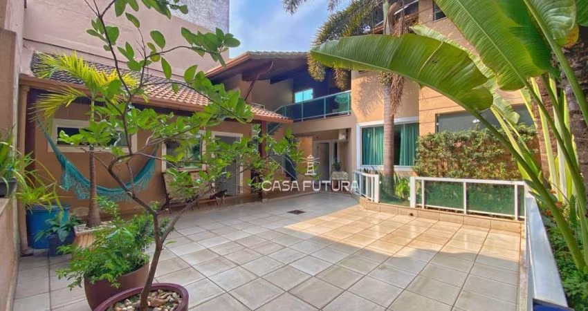Casa com 3 dormitórios à venda, 296 m² por R$ 1.500.000,00 - Conforto - Volta Redonda/RJ