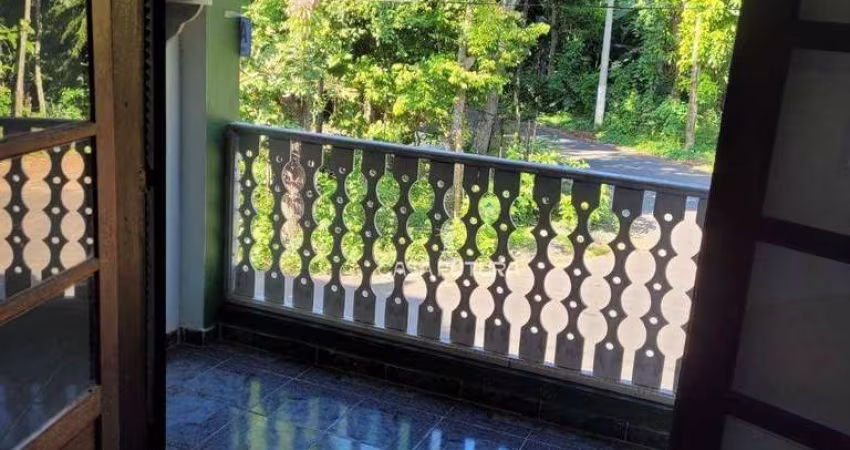 Casa com 2 dormitórios à venda, 180 m² por R$ 180.000,00 - Colônia Santo Antônio - Barra Mansa/RJ