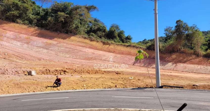 Terreno à venda, 384 m² por R$ 290.000,00 - Casa de Pedra - Volta Redonda/RJ