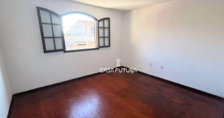 Casa com 3 dormitórios à venda, 111 m² por R$ 395.000,00 - Jardim Amália II - Volta Redonda/RJ