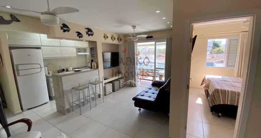 Ótimo apartamento no centro de Bertioga, com 02 vagas, piscina