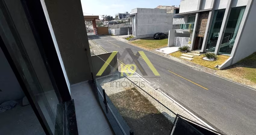 EXCELENTE SOBRADO ALTO PADRÃO COM BANHEIRA NO CAMPO PEQUENO EM COLOMBO