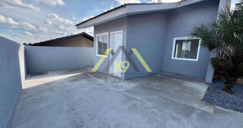 Casa em Condomínio com 3 dormitórios no Parque do Embu em Colombo