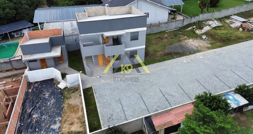 Casas sobrepostas com churrasqueira no parque do embu em colombo