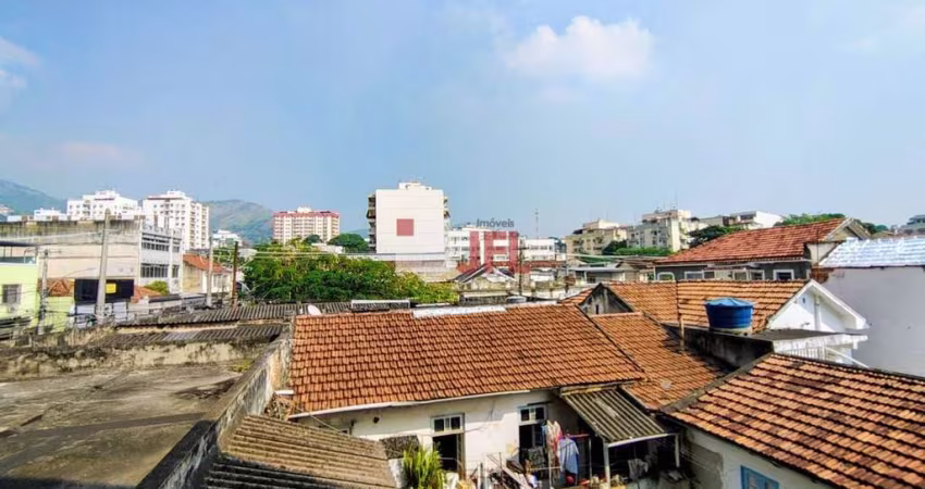 Apartamento 3 quartos com banheiro de empregada - Lins de Vasconcelos - RJ
