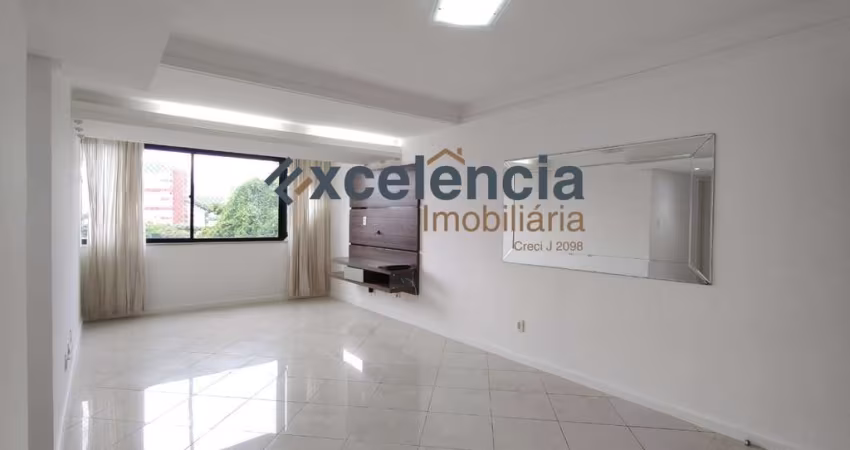 Apartamento com 4 quartos, 145m2, no Itaigara!