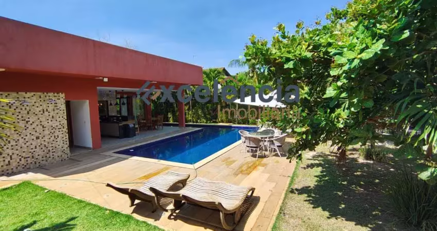 Casa térrea com 4 suítes, 1000m2 de terreno, em itacimirim!