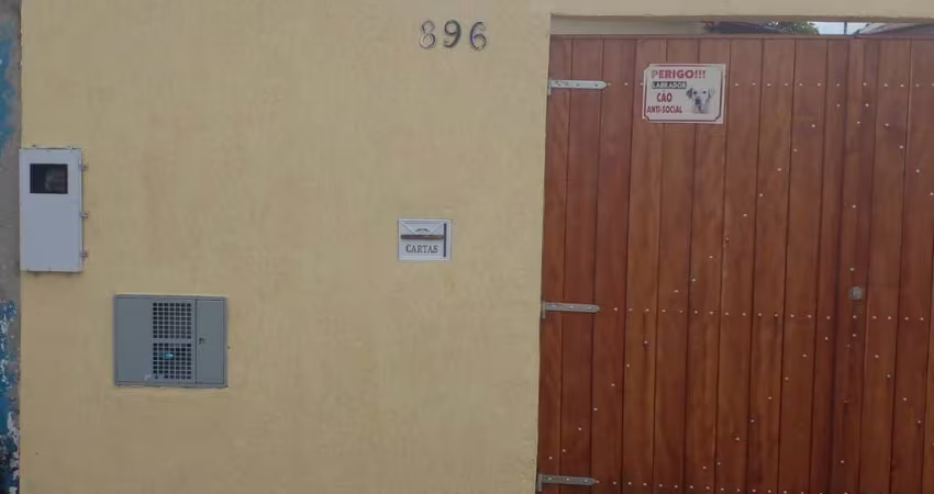 Casa Residencial - Ótima Localização