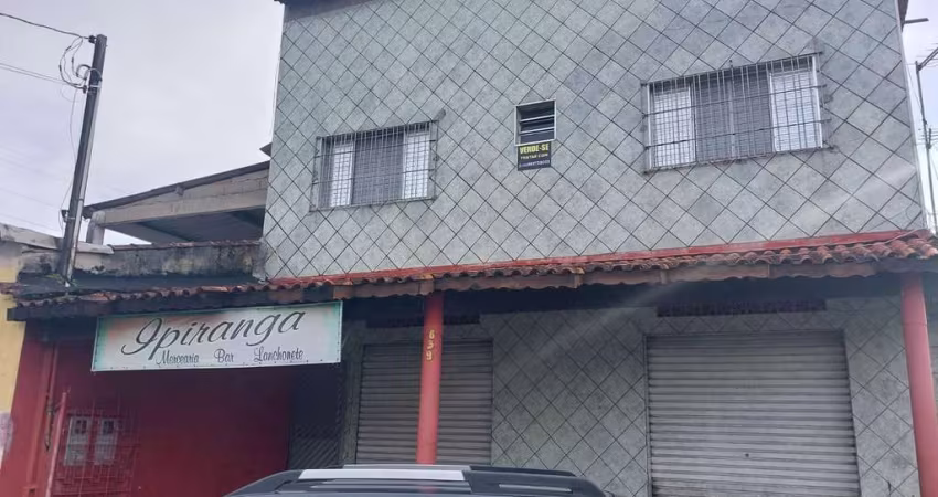 Sobrado com ponto comercial