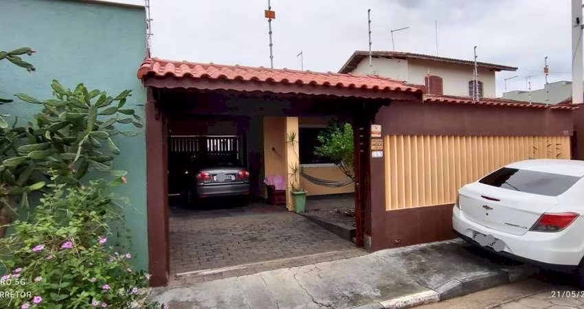 Casa Residencial - 100m da Praia