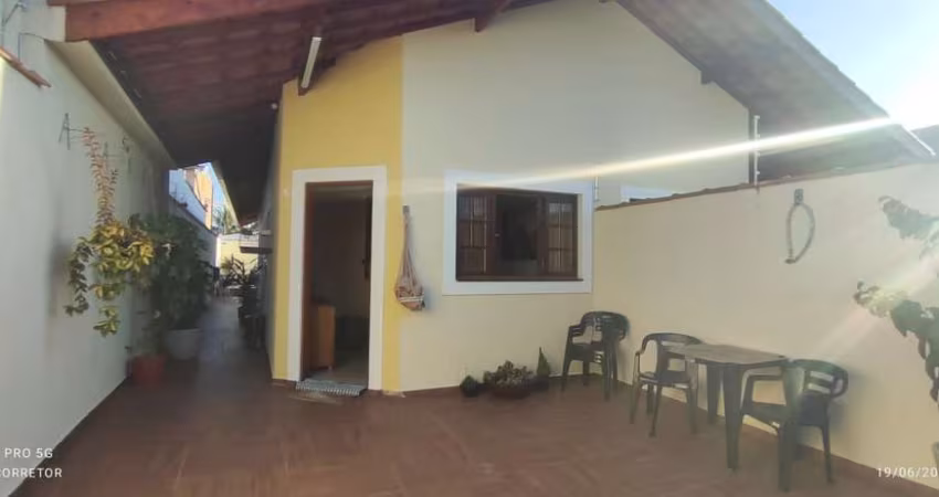 Casa Residencial - Ótima Localização