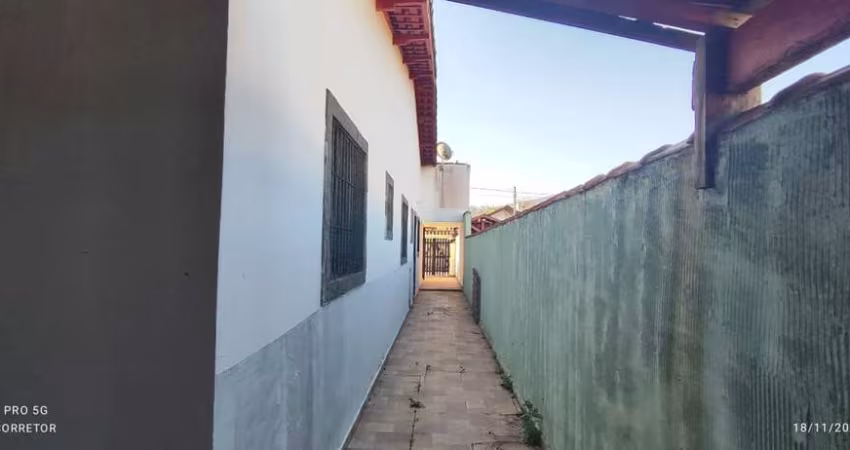 Casa Residencial - Ótima Localização