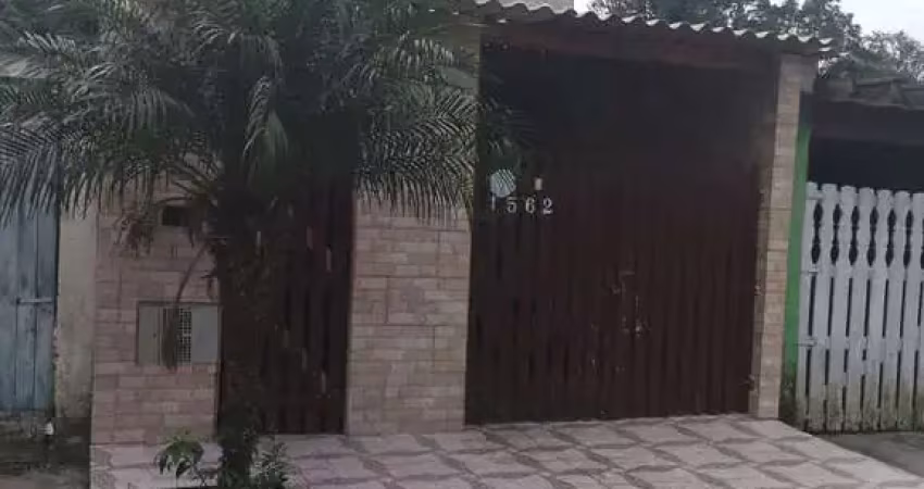 Casa Residencial - Ótima Localização