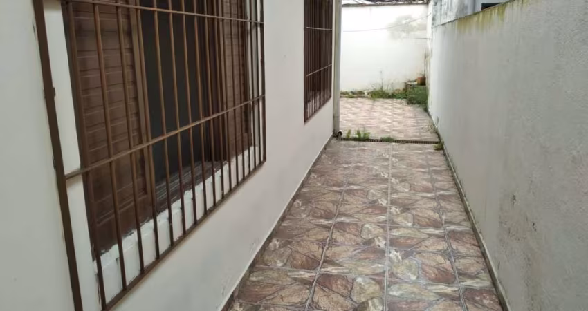 Casa terreá - ótima localização