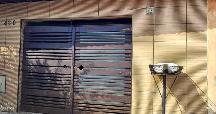 Casa Residencial - Ótima Localização