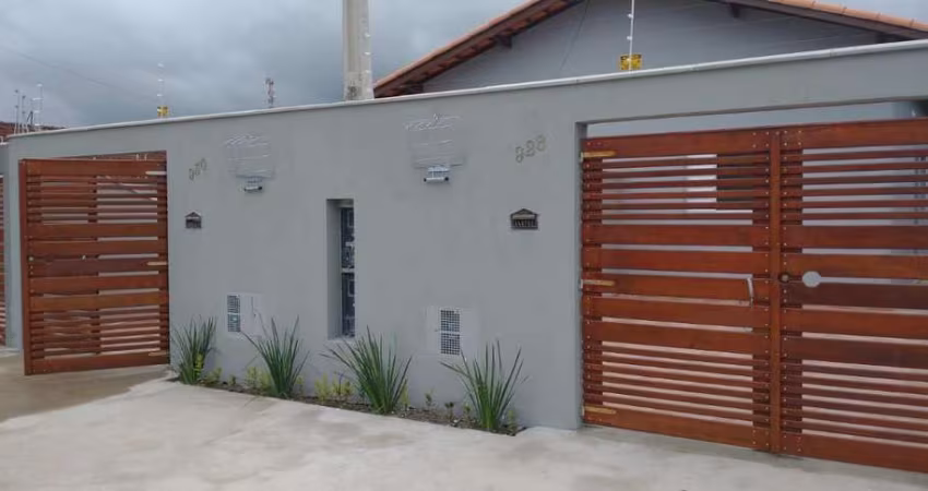 Casa Residencial - Oportunidade!