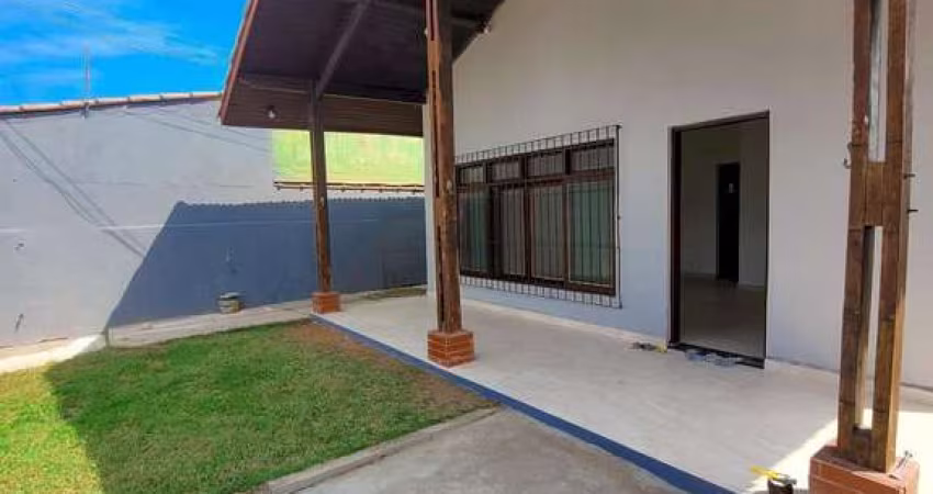 Casa Residencial - Ótima Localização!