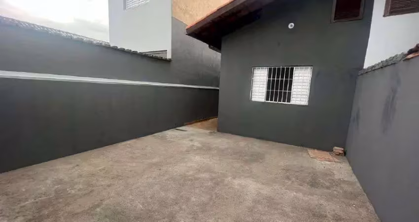 Casa com 2 quartos à venda no Jardim Magalhães, Itanhaém 