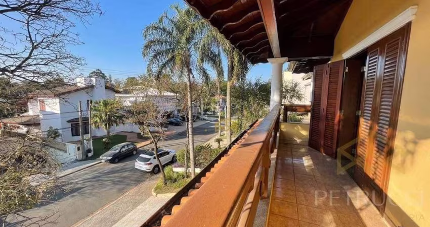 Casa com 4 dormitórios à venda, 640 m² por R$ 2.200.000,00 - Dois Córregos - Valinhos/SP