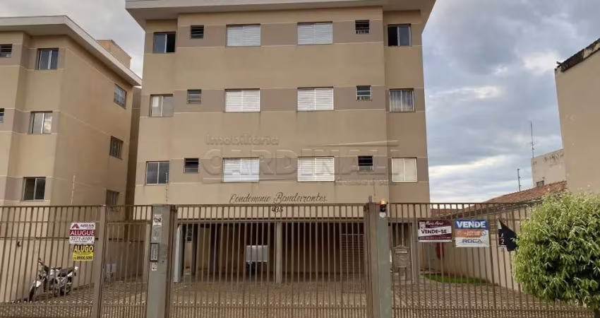 Apartamento de um dormitório no Jardim Bandeirantes.