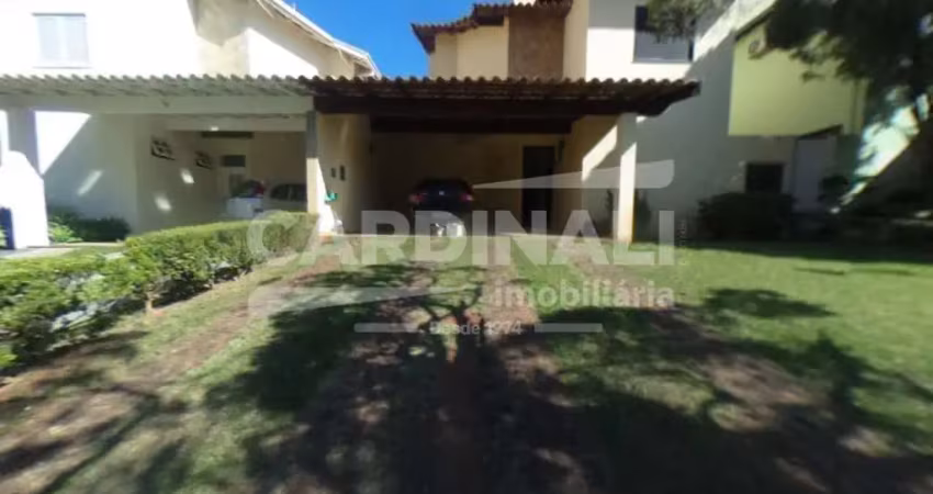Casa sobrado de condomínio com 2 dormitórios e 2 suítes em são carlos