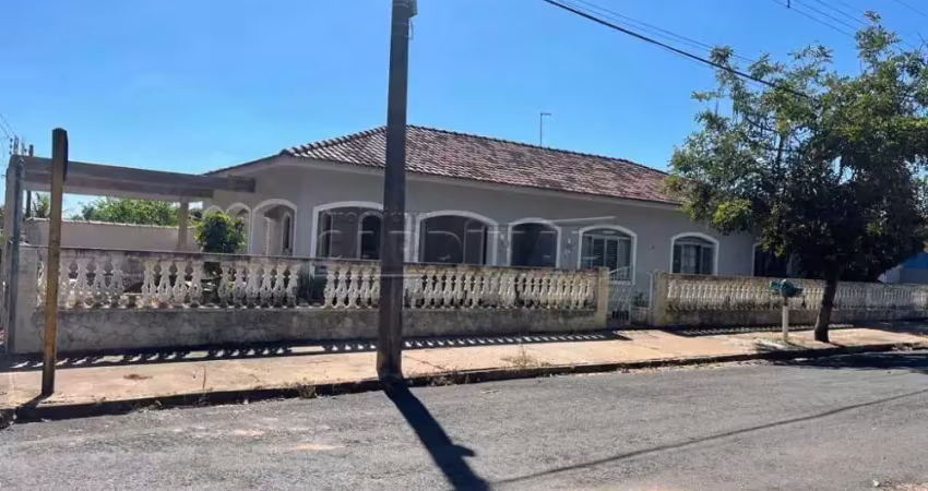 Casa Padrão em Dourado