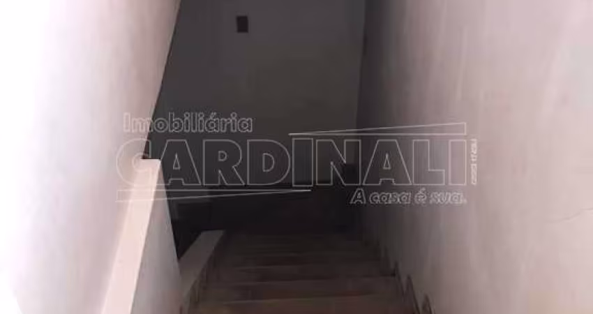 Casa sobrado com 2 dormitórios e 1 suíte no Centro próxima ao Hospital São Francisco em Araraquara