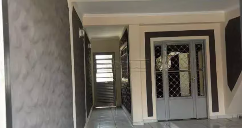 Casa com 3 quartos para alugar na Avenida Giovani Vassolo, 490, Vila Santa Madre Cabrini, São Carlos
