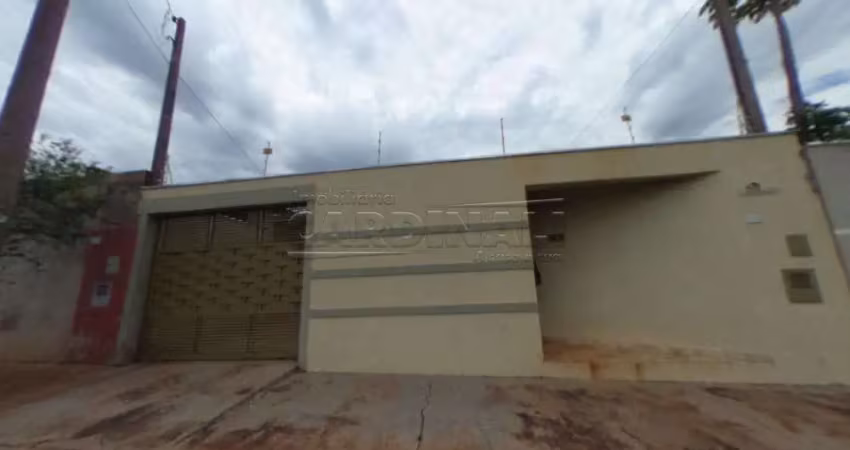 Casa com 2 quartos à venda na Avenida Rubens Alves da Silva, 135, Jardim dos Oitis, Araraquara