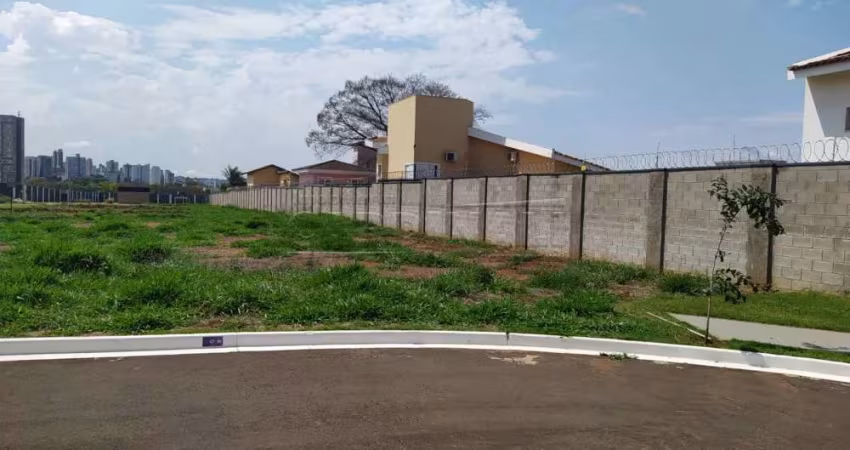 Terreno Condomínio em São Carlos
