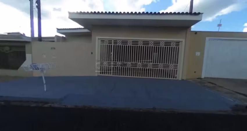 Casa com 3 quartos para alugar na Rua Imperador Hiroito, 259, Jardim Hikare, São Carlos