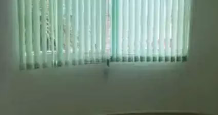 Comercial Sala / Salão com Condomínio em Campinas