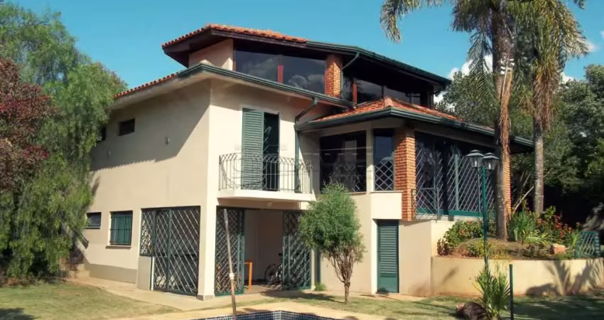 LINDO SOBRADO  NA CIDADE UNIVERSITÁRIA À VENDA EM EXCELENTE LOCALIZAÇÃO, PRÓXIMO A FRUTARIA.