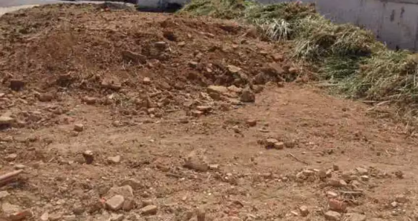 Terreno à venda na Rua  Jose Marques Martins esquina com a Conde do Pinhal, 3000, Vila Nery, São Carlos