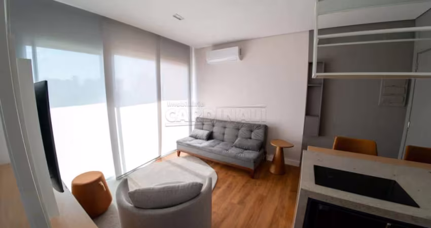 Venda de Apartamento Padrão no bairro Cambuí com 1 dormitório e 1 garagem, área útil de 38,50 m² em Campinas/SP.