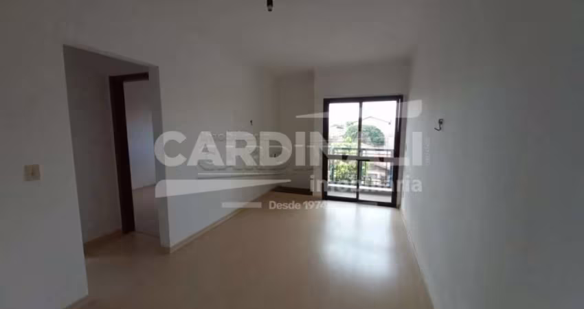 Apartamento muito bem localizado, com terraço, garagem e super seguro próximo da USP.