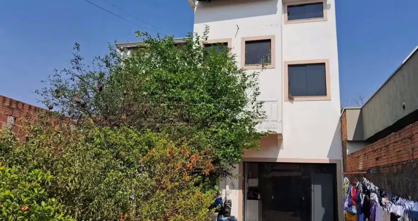 Casa com 2 quartos à venda na Avenida Manoel Fernandes Cadina, 585, Conjunto Habitacional Victório de Santi, Araraquara