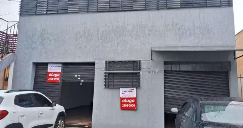 Ótimo localização, próximo a comércio, supermercados
