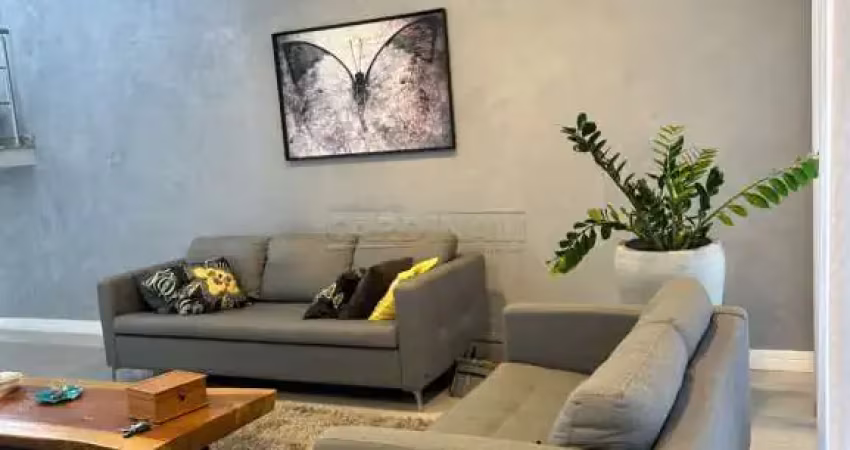 Casa Sobrado Condomínio em São Carlos