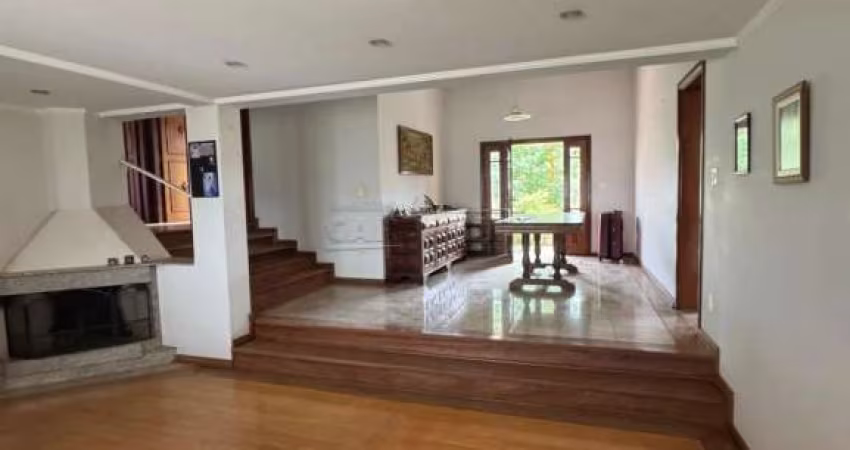 Casa Sobrado Condomínio em São Carlos