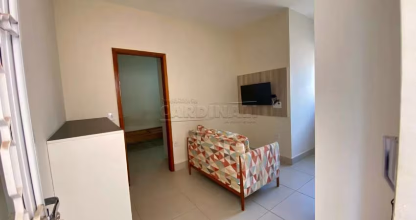 Apartamento Kitchnet com Condomínio em Campinas