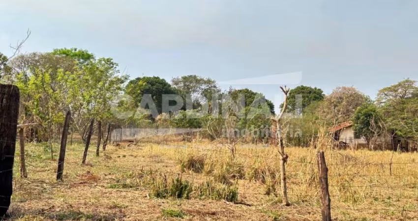 Excelente chácara na Estancia Balnearia Concordia em São Carlos