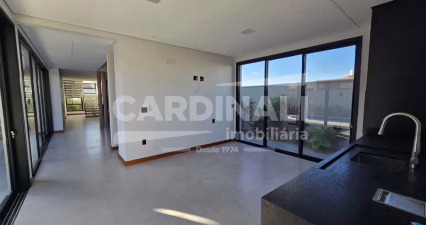Casa Sobrado Condomínio em São Carlos