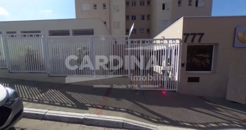 apartamento de três dormitórios sendo um suíte.
