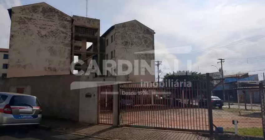 Apartamento com boa localização, próximo a escola e creche.