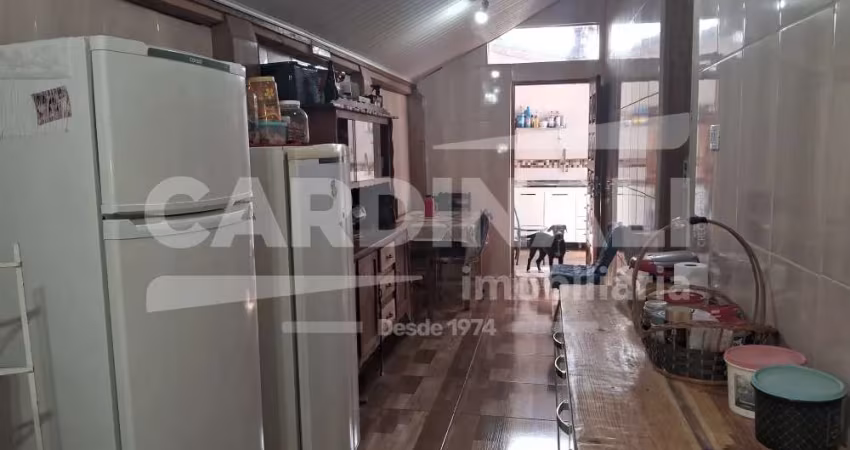 Casa com ótima localização, no centro da cidade.