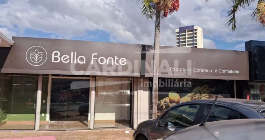 Imóvel comercial localizado na rua de mais movimento da cidade.