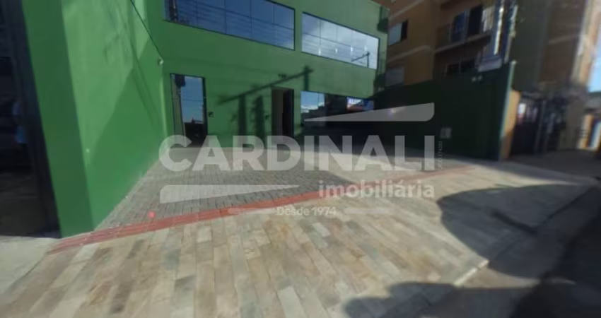 Prédio comercial completo e recém construído em excelente localização