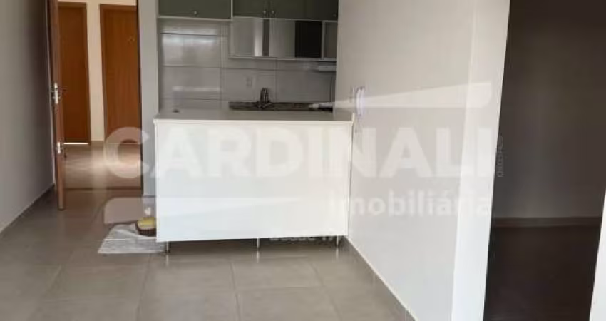 apartamento de 2 suítes bem localizada